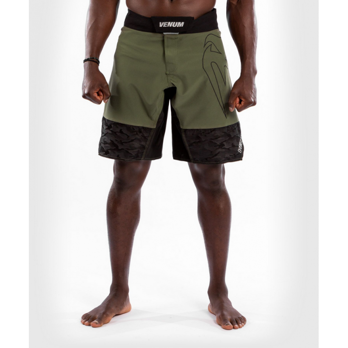 Шорти - Venum Light 4.0 Fightshort - Khaki/Silver​